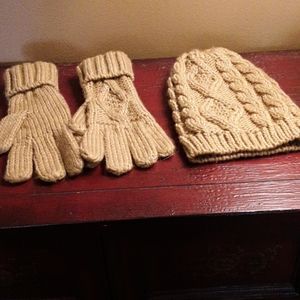 Bundle Beanie and gloves
